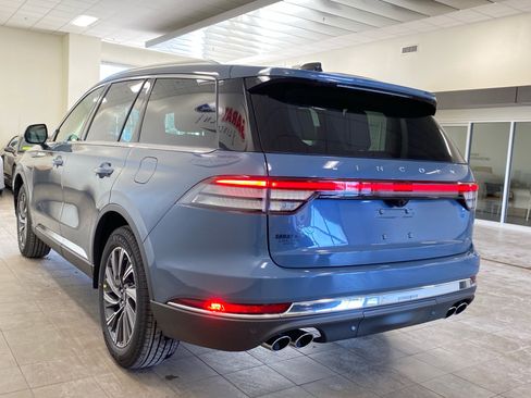 New 2026 Lincoln Aviator AWD image 5
