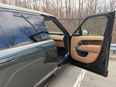 New 2026 Land Rover Range Rover Long Wheelbase SE AWD/4WD image 14