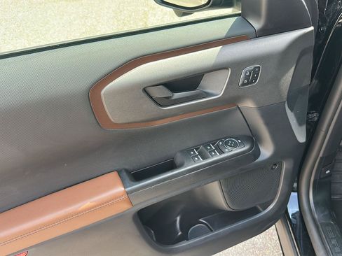 Certified 2025 Ford Bronco Sport Outer Banks w/ Outer Banks Tech Package+ AWD/4WD image 14