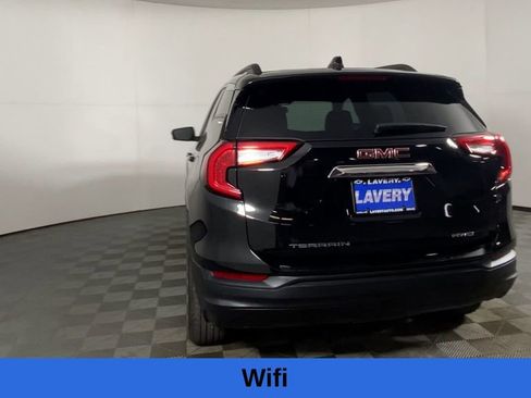 Used 2022 GMC Terrain SLE w/ Driver Convenience Package image 11