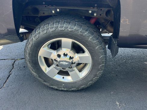 Used 2016 Chevrolet Silverado 2500 LTZ w/ Duramax Plus Package AWD/4WD image 31