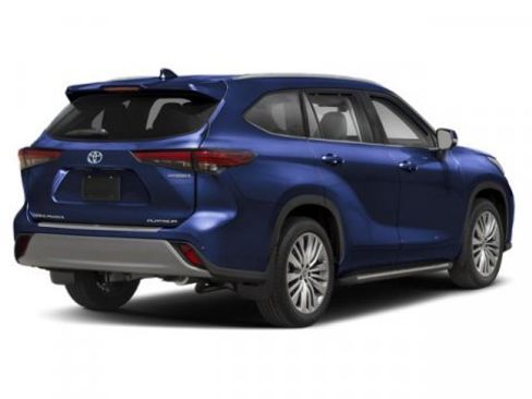 New 2026 Toyota Highlander Platinum AWD/4WD image 2