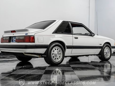 Used 1990 Ford Mustang LX image 25