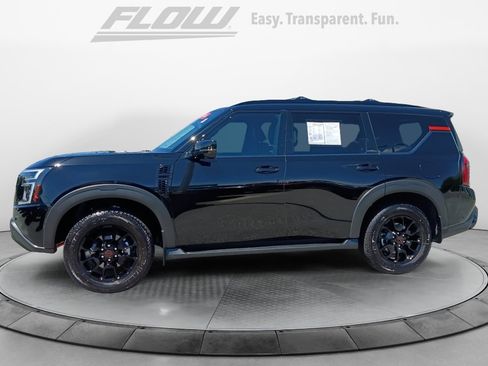 Used 2025 Nissan Armada PRO-4X AWD/4WD image 4