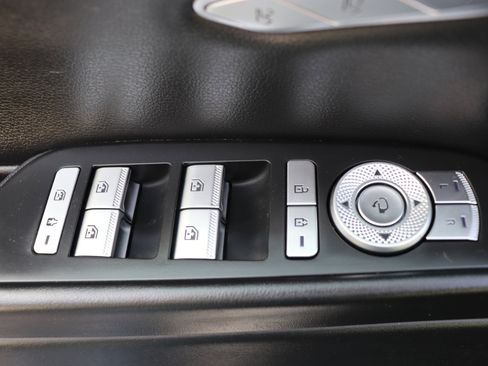 Used 2023 Genesis G80 2.5T image 46