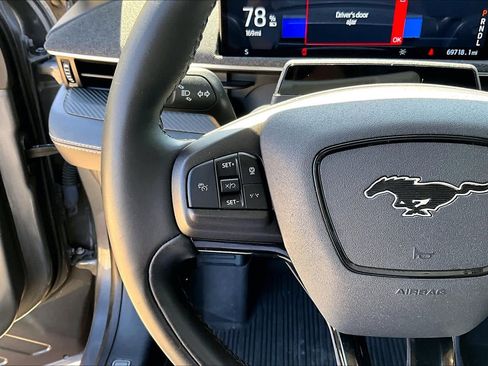 Used 2023 Ford Mustang Mach-E Premium image 21