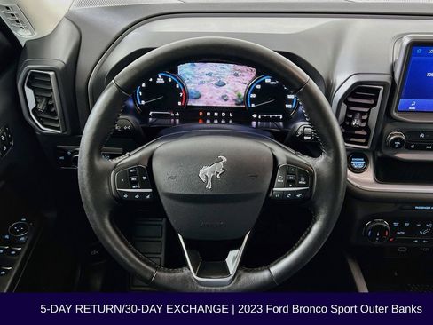 Used 2023 Ford Bronco Sport Outer Banks w/ Tech Package AWD/4WD image 14