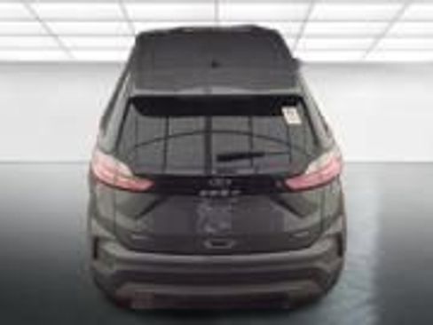 Used 2024 Ford Edge SEL w/ Convenience Package AWD/4WD image 6