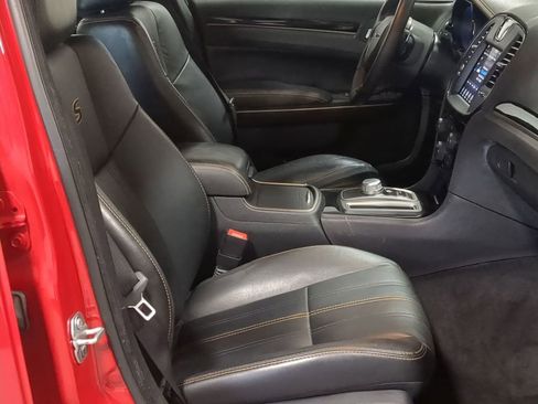 Used 2017 Chrysler 300 S image 36