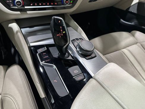 Used 2018 BMW 540i RWD image 41