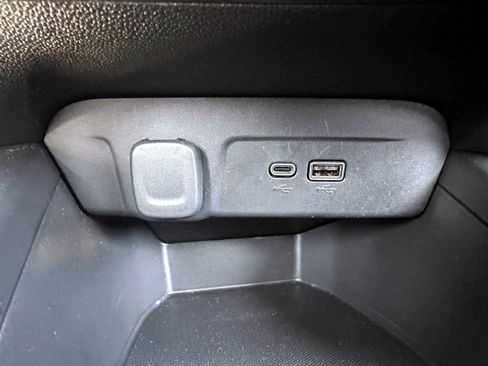 Used 2024 Chevrolet Trax LS w/ LS Convenience Package FWD image 24