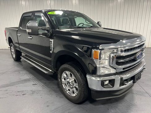 Used 2021 Ford F250 Lariat w/ Chrome Package image 18