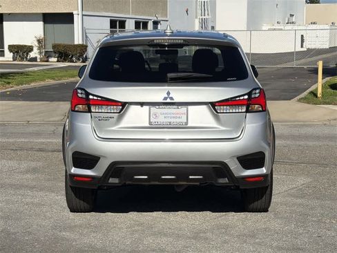 Used 2025 Mitsubishi Outlander Sport ES image 5