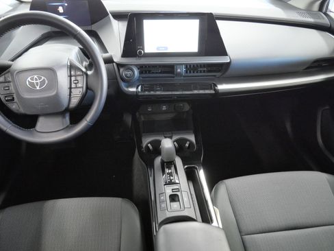 Certified 2025 Toyota Prius LE image 11