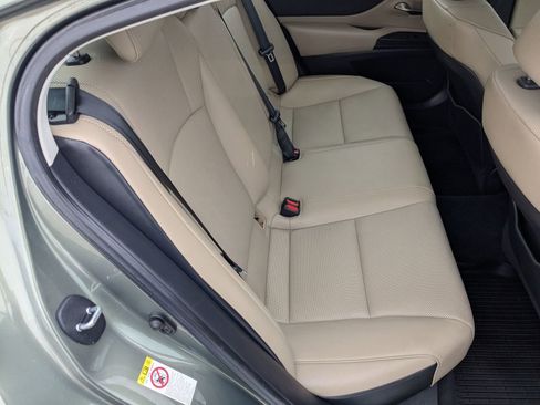 Used 2019 Lexus ES 350 350 w/ Premium Package image 27