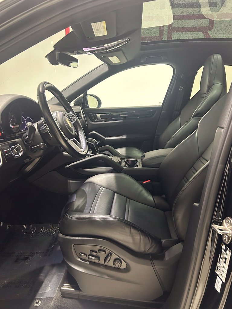 Used 2022 Porsche Cayenne Coupe AWD/4WD image 10