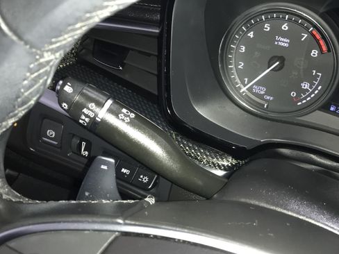 Used 2024 Cadillac XT5 Sportv w/ Technology Package AWD/4WD image 22