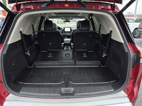 Certified 2023 Nissan Pathfinder Platinum w/ Lighting Package (N93) image 9