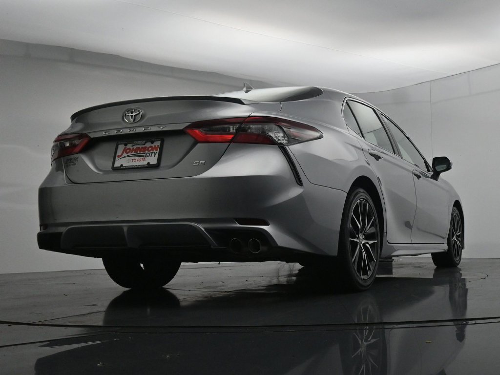 Used 2024 Toyota Camry SE FWD image 37