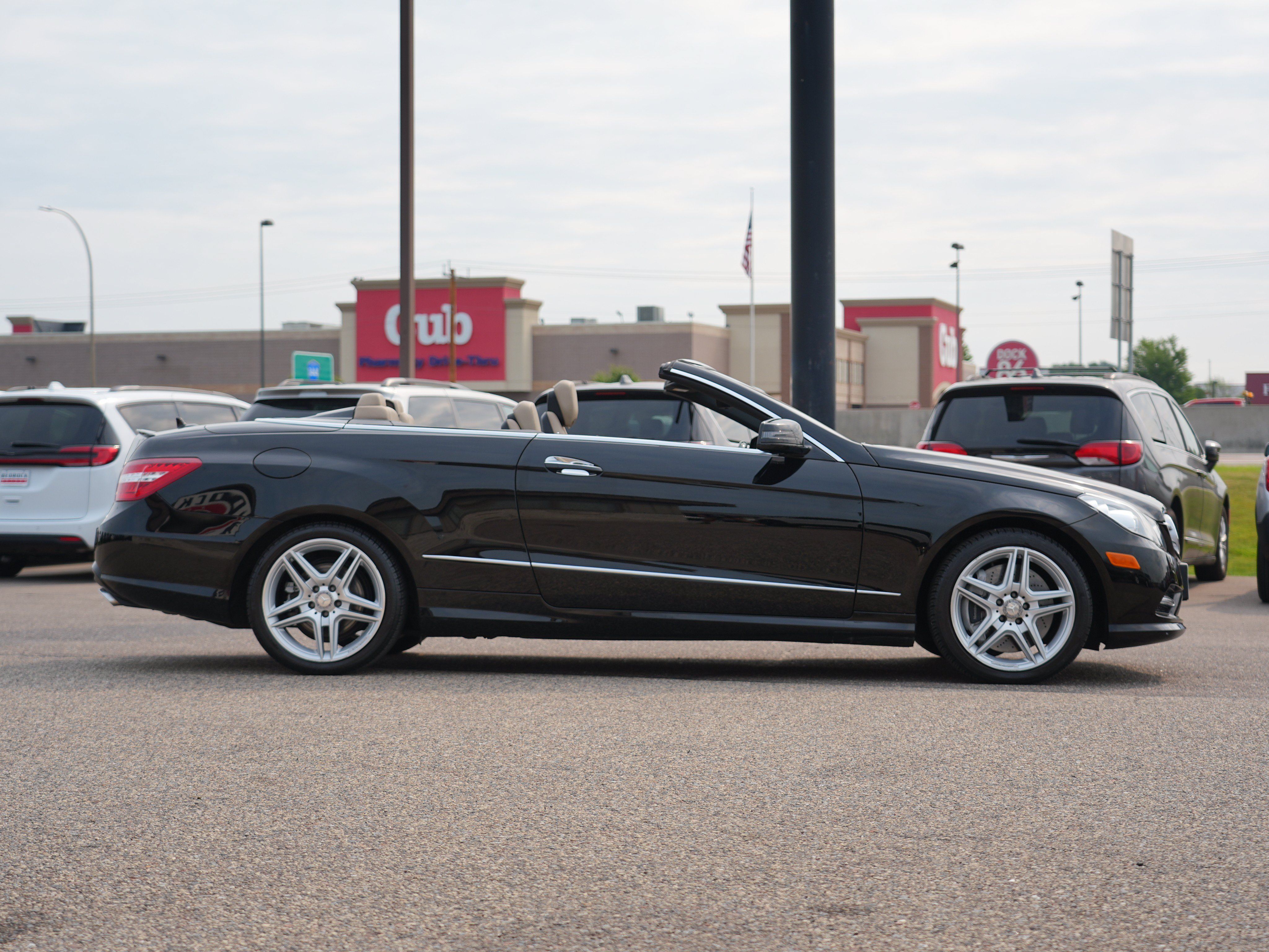 Used 2013 Mercedes-Benz E 550 Cabriolet image 5