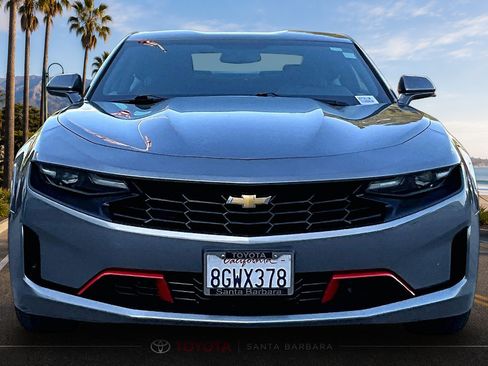 Used 2019 Chevrolet Camaro LT w/ LPO, Camaro Logo Package RWD image 2
