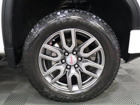 Used 2021 GMC Sierra 1500 AT4 w/ AT4 Premium Package AWD/4WD image 88