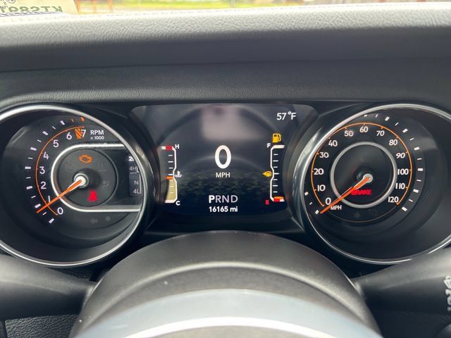 Used 2021 Jeep Wrangler Unlimited Sahara w/ Uconnect 4C Nav & Sound Group AWD/4WD image 23