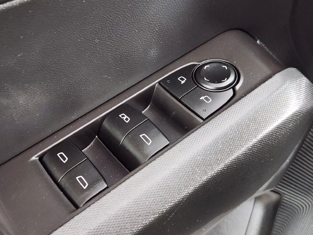 Used 2023 Chevrolet Colorado Trail Boss w/ LPO, Skid Plate Package AWD/4WD image 17