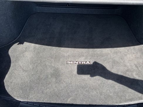 Used 2025 Nissan Sentra SV image 28