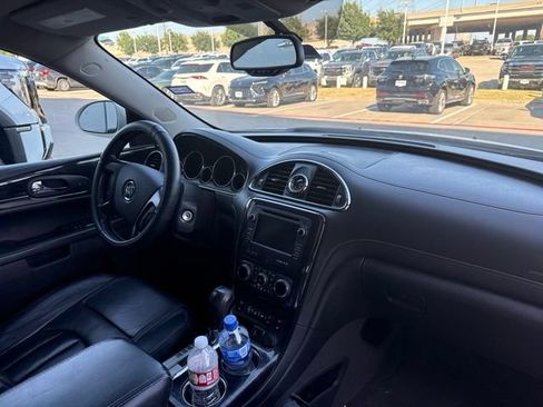 Used 2016 Buick Enclave Leather w/ Trailering Package FWD image 10