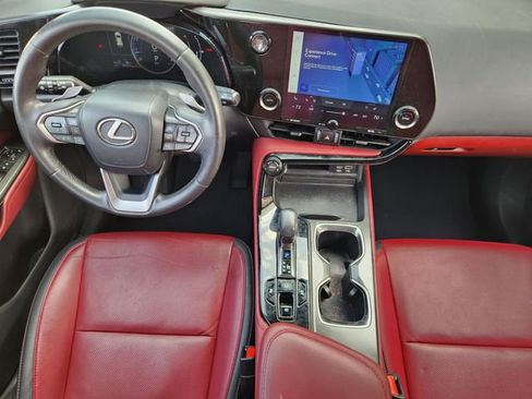 Used 2024 Lexus NX 250 FWD w/ Towing Package (2000 Lbs) image 25