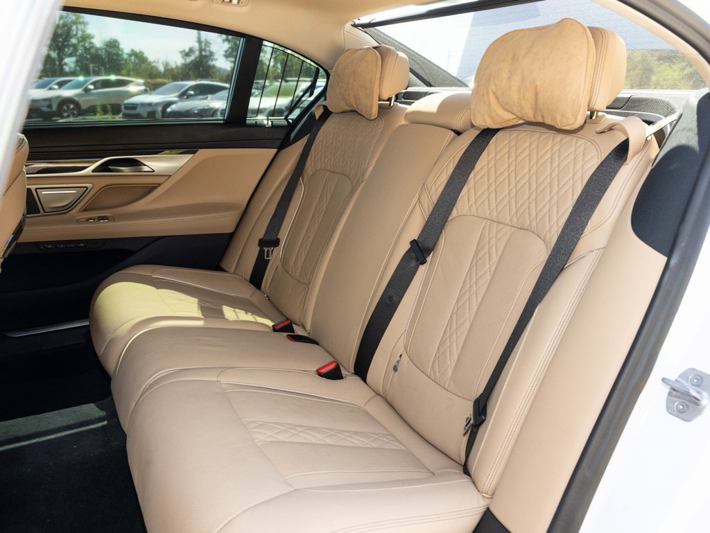 Used 2021 BMW 750i xDrive w/ Luxury Rear Seating Package AWD/4WD image 53