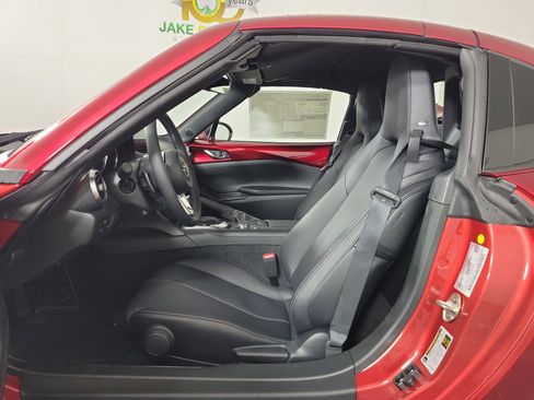 New 2026 MAZDA MX-5 Miata RF Grand Touring image 11