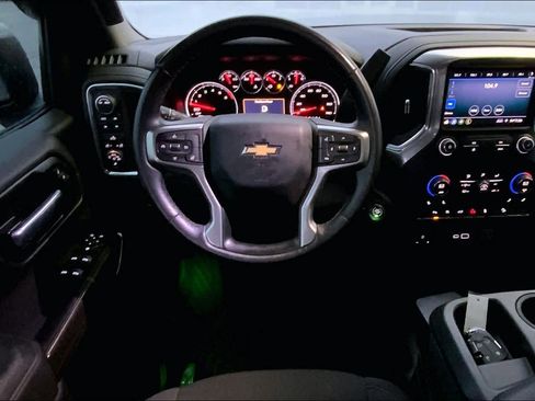 Used 2021 Chevrolet Silverado 1500 LT image 6