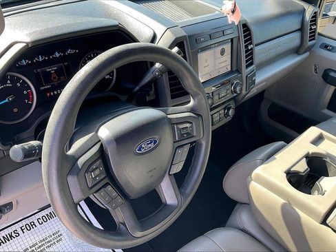 Used 2019 Ford F250 XL w/ STX Appearance Package AWD/4WD image 16