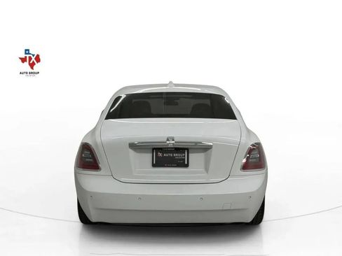 Used 2022 Rolls-Royce Ghost AWD/4WD image 7