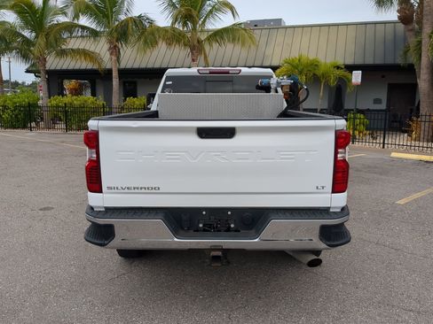 Used 2023 Chevrolet Silverado 2500 LT w/ Convenience Package image 7
