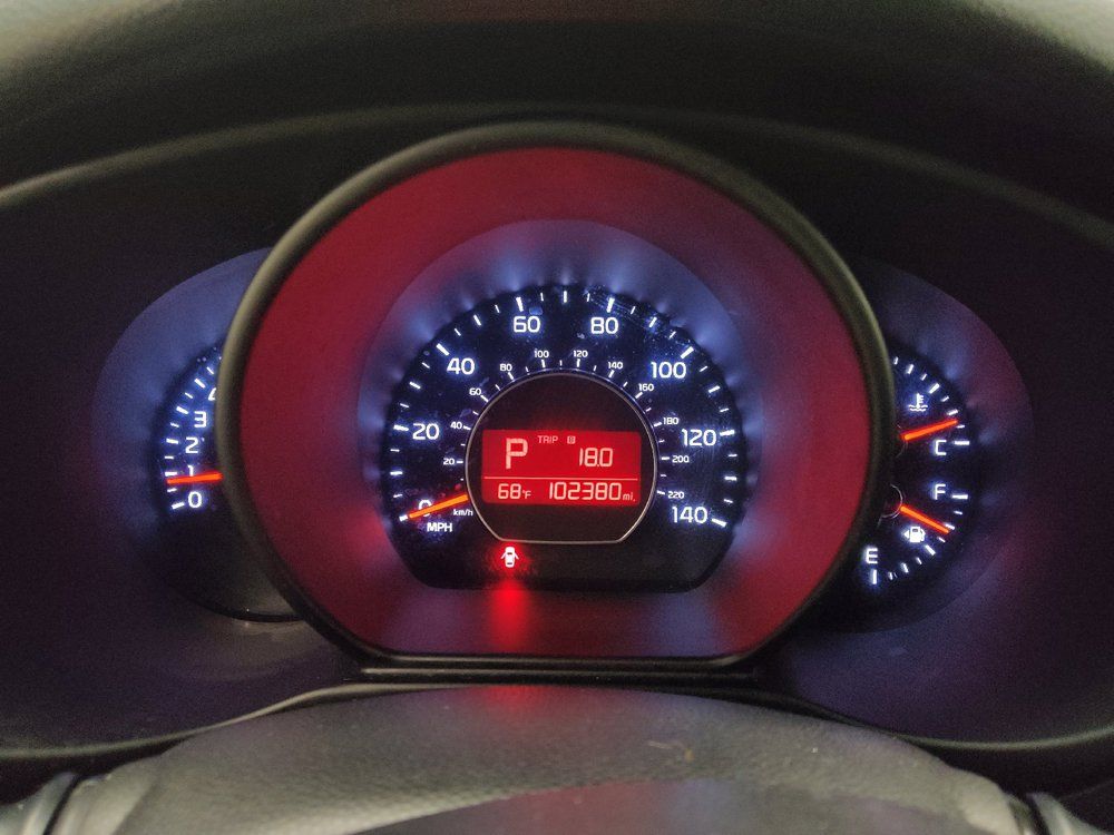 Used 2015 Kia Soul FWD image 23