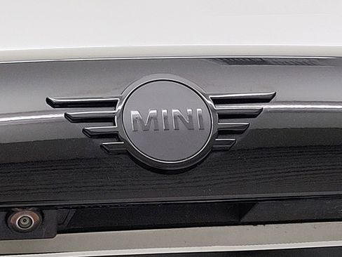 Certified 2024 MINI Cooper S image 9