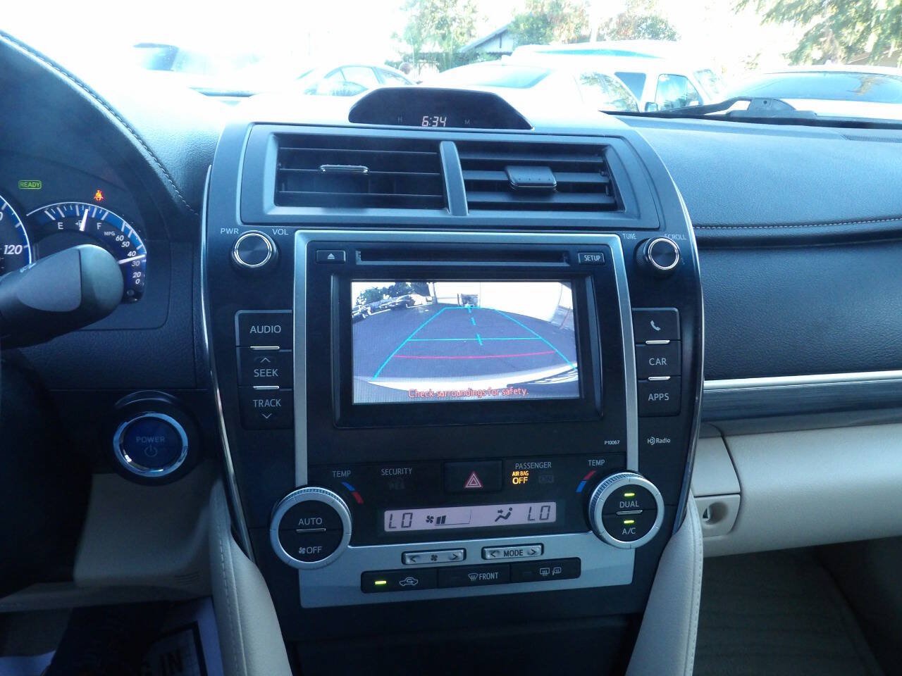 Used 2012 Toyota Camry XLE w/ Convenience Pkg FWD image 7