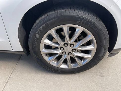 Used 2018 Buick Enclave Premium w/ Experience Buick Package AWD/4WD image 21