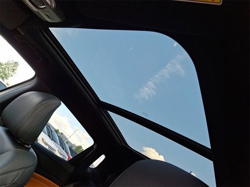 New 2025 Jeep Compass Limited w/ Elite Group image 10