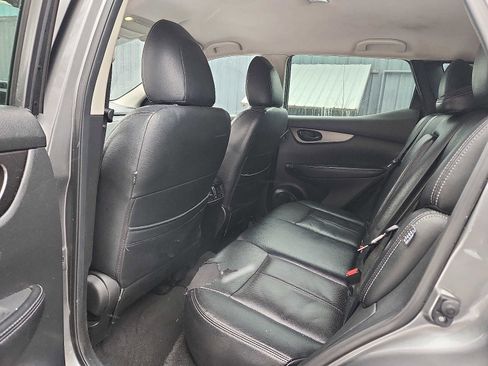 Used 2022 Nissan Rogue Sport S image 10