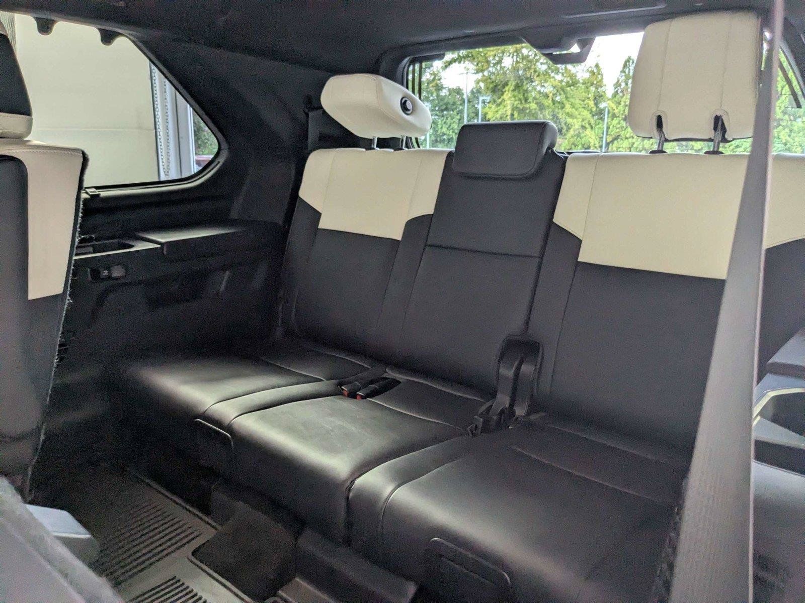 Used 2023 Toyota Sequoia Capstone AWD/4WD image 36