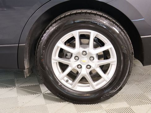 Used 2022 Chevrolet Equinox LT FWD image 17
