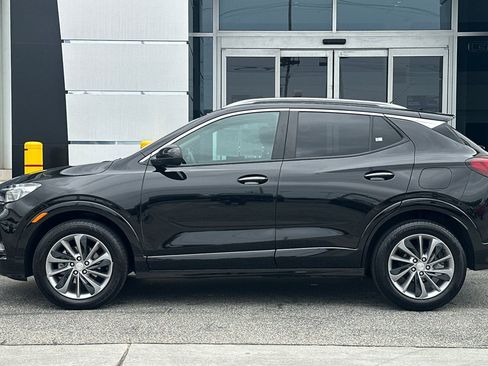 Used 2023 Buick Encore GX Select w/ Sport Touring Package FWD image 7