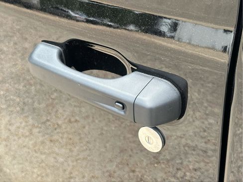 New 2025 Jeep Gladiator Sport image 18