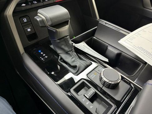 New 2026 Toyota Tundra Platinum AWD/4WD image 21