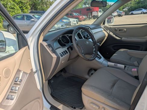Used 2006 Toyota Highlander Limited AWD/4WD image 9