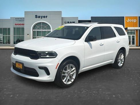 Used 2023 Dodge Durango GT AWD/4WD image 3